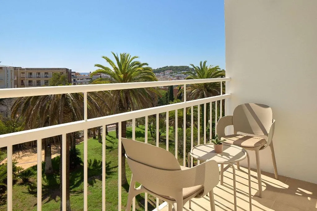 Double or Twin PREMIUM GARDEN VIEW Room, Melia Lloret de Mar, Costa Brava