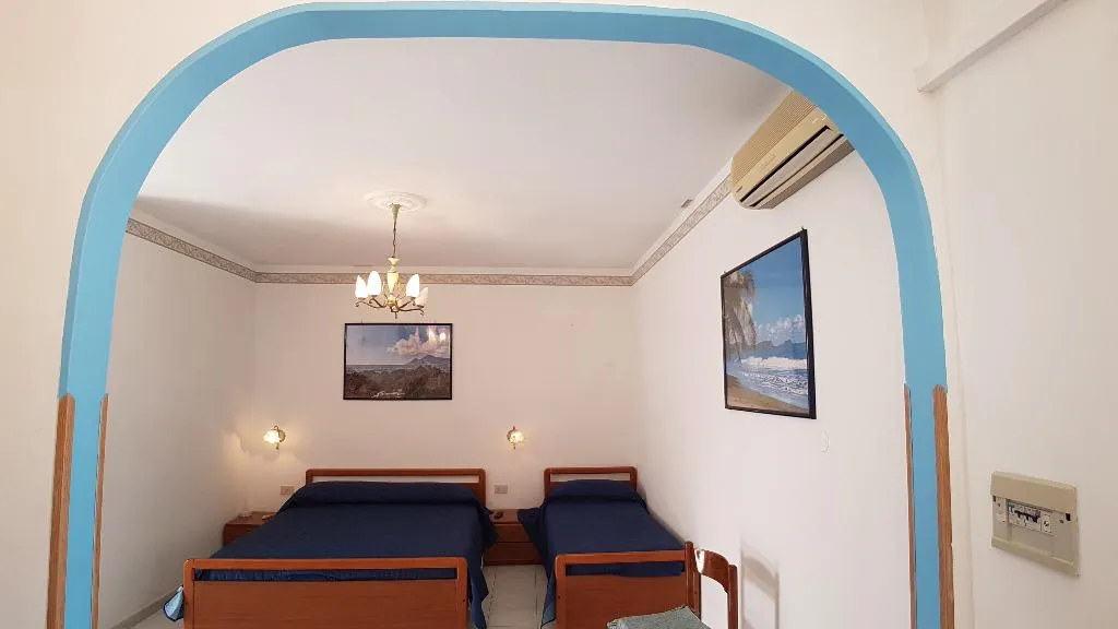 APARTMENT WITH BALCONY Room, Casa Vittorio, Catania