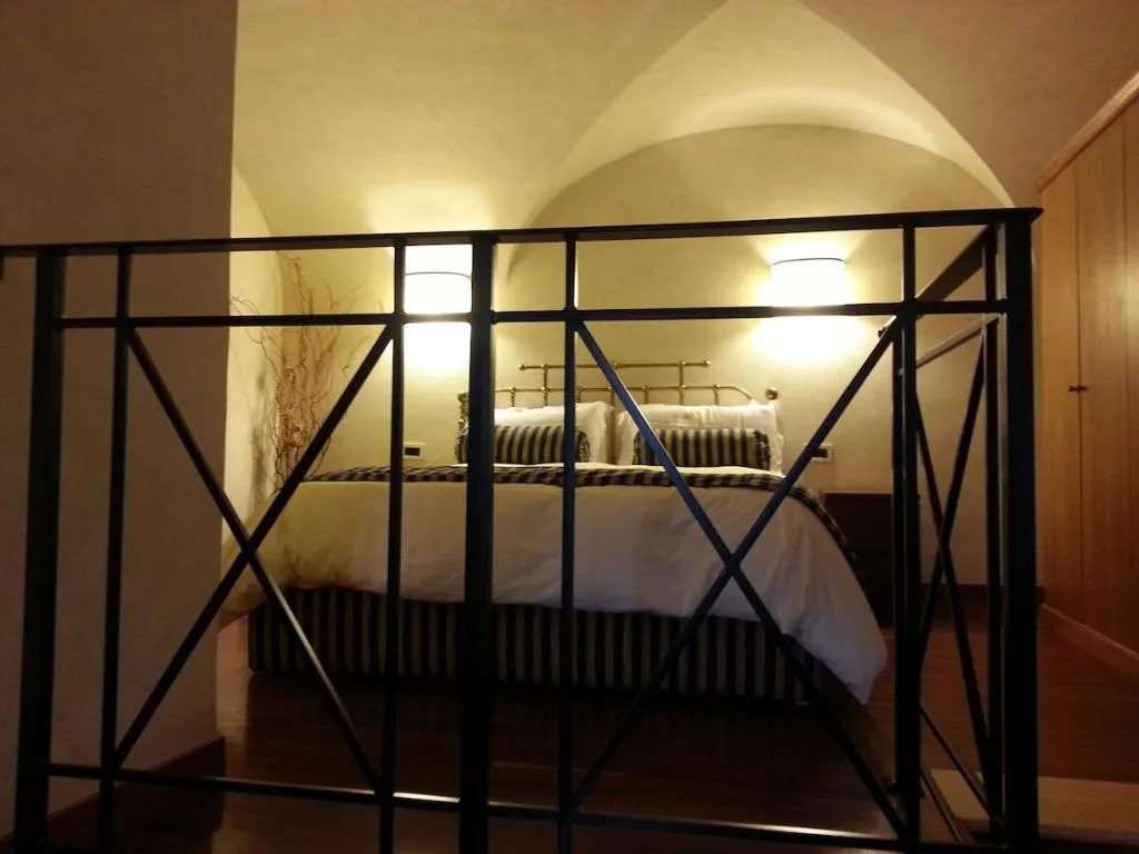 Room, Teichner Suite, Rome