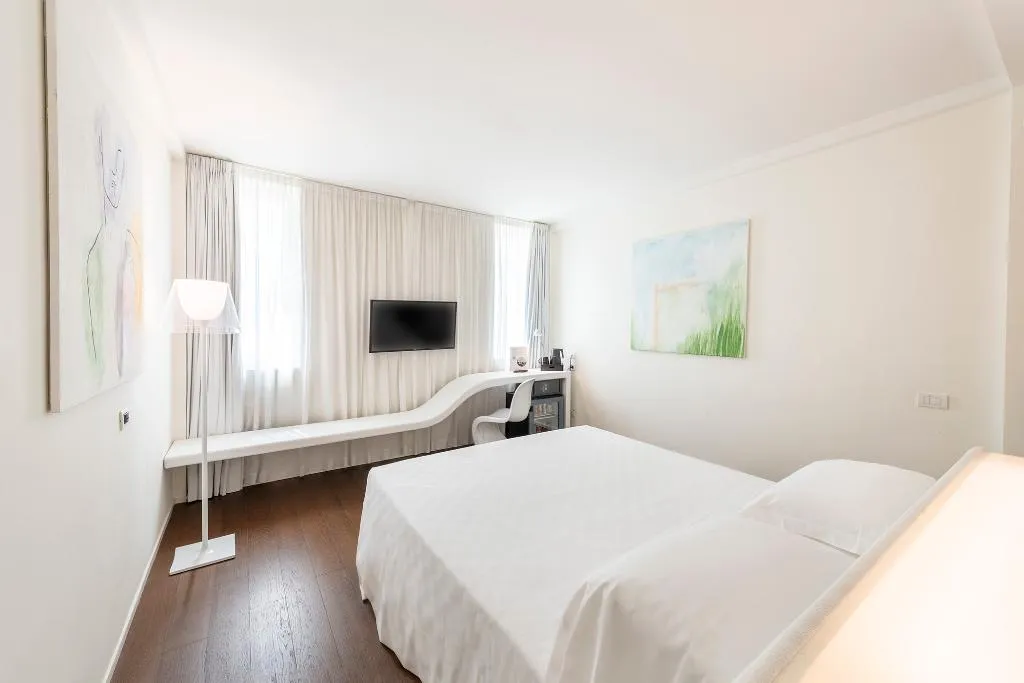 DOUBLE SUPERIOR Room, Mo.Om Hotel, Milan