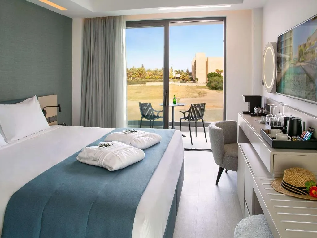 Room, Mercure Larnaca Beach Resort, Cyprus