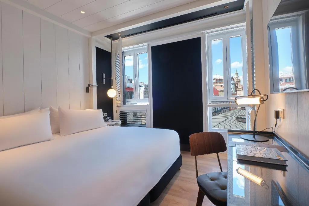JUNIOR SUITE STANDARD Room, ESTIMAR Valencia, Valencia