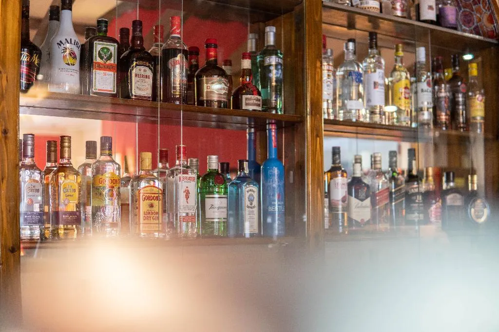 Bar, Argo, Athens