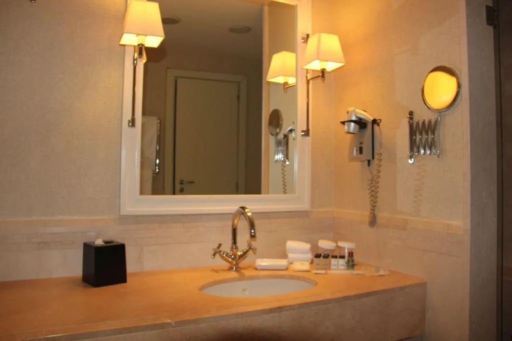 Room, Sheraton Parco de' Medici Rome Hotel, Rome