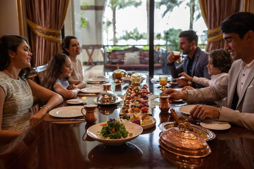 Restaurant, Jumeirah Zabeel Saray Dubai, Dubai