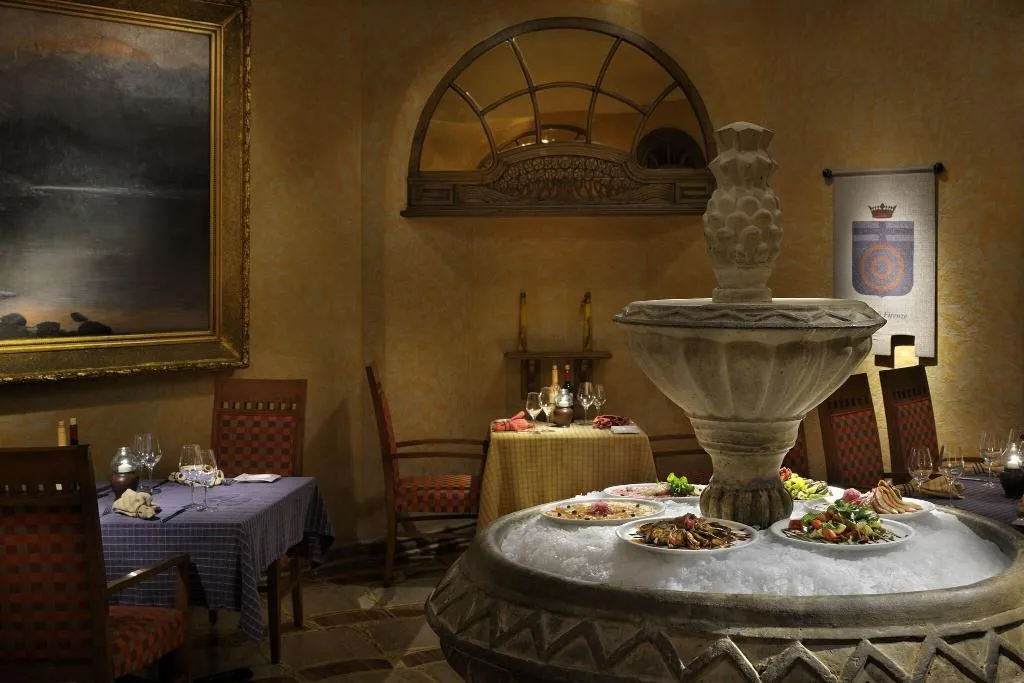 Restaurant, Cairo Marriott hotel & Omar Khayyam Casino, Cairo