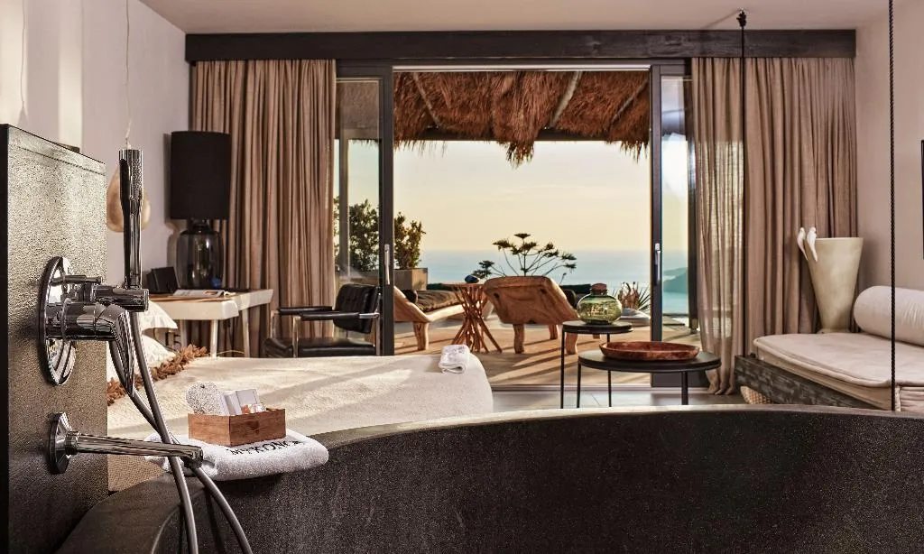 VILLA FIVE BEDROOMS WITH PRIVATE POOL Room, Myconian Utopia Relais & Chateaux, Mykonos