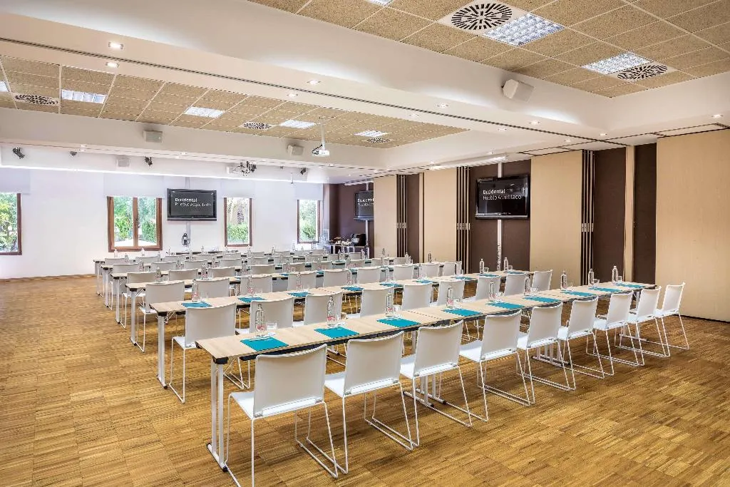 Conferences, Occidental Pueblo Acantilado, Costa Blanca