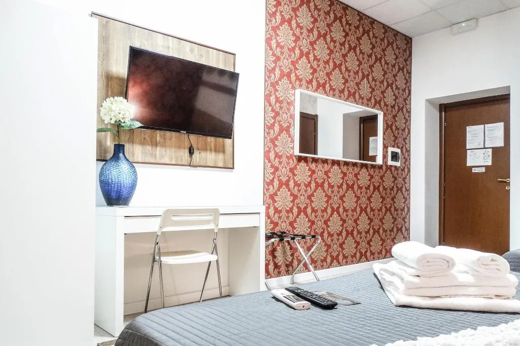 Room, Magic Door Rome, Naples