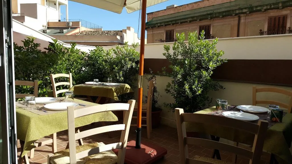 Terrace, PalermiT'amo, Palermo