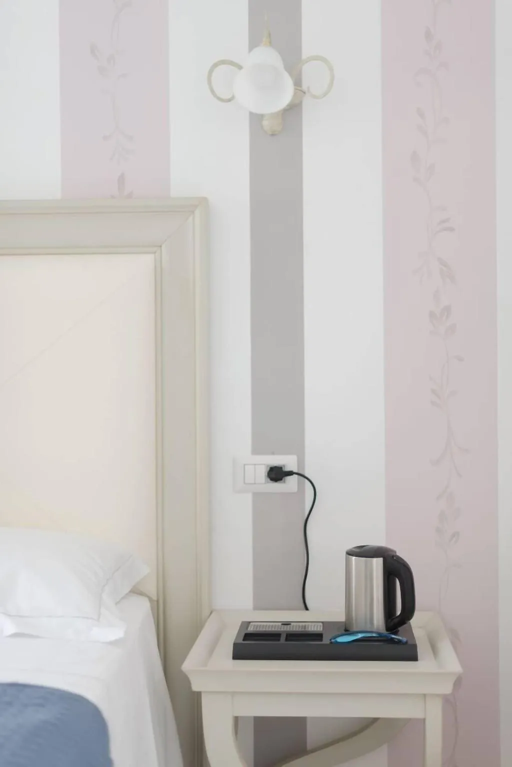 Room, Maison 39, Milan