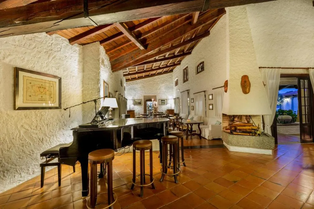 Lobby, Sporting, Olbia