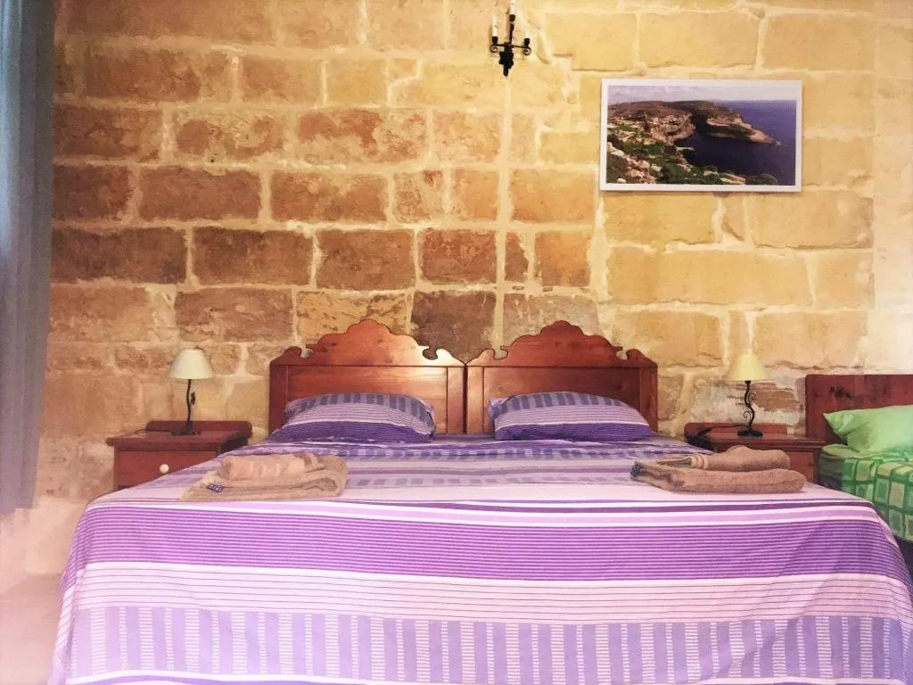 Room, Gozo B&B, Gozo
