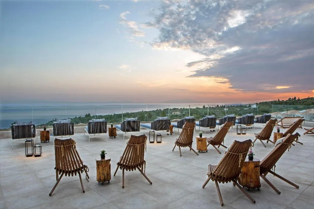 Bar, Ajul Luxury Hotel & Spa Resort Registry Collection, Halkidiki