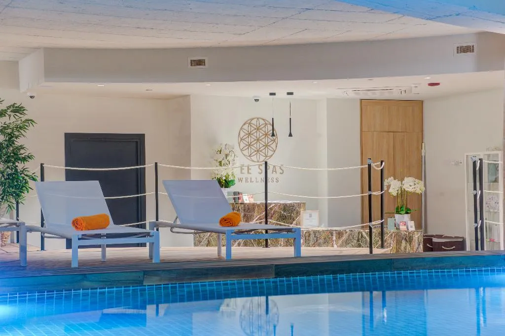Pool, Noru Hotel, Malta