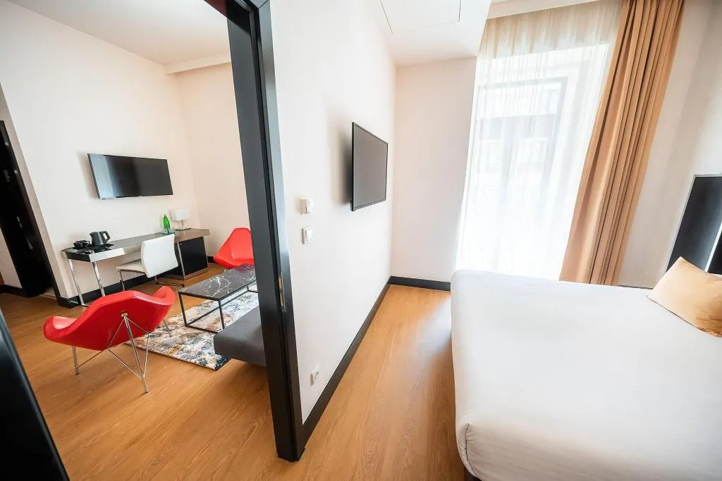 APARTMENT KING SIZE BED Room, Grand Majestic Hotel Prague, Prague