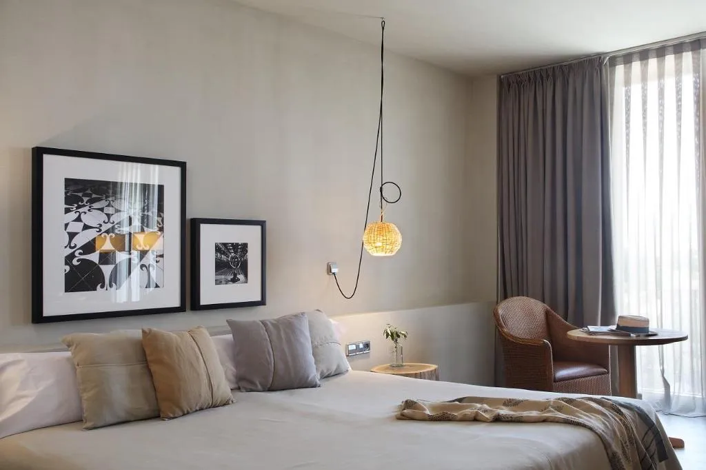 DOUBLE SUPERIOR Room, Peralada Wine Spa & Golf, Costa Brava