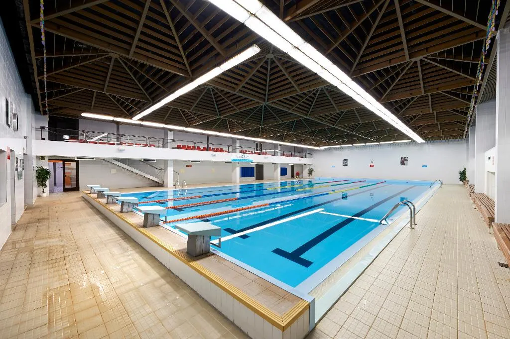 Pool, Olsanka, Prague