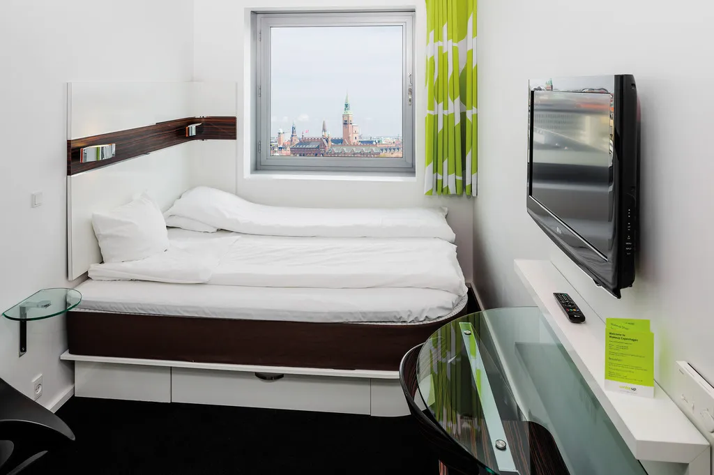 SINGLE WITH VIEWS Room, Wakeup Copenhagen - Carsten Niebuhrs Gade, Copenhagen