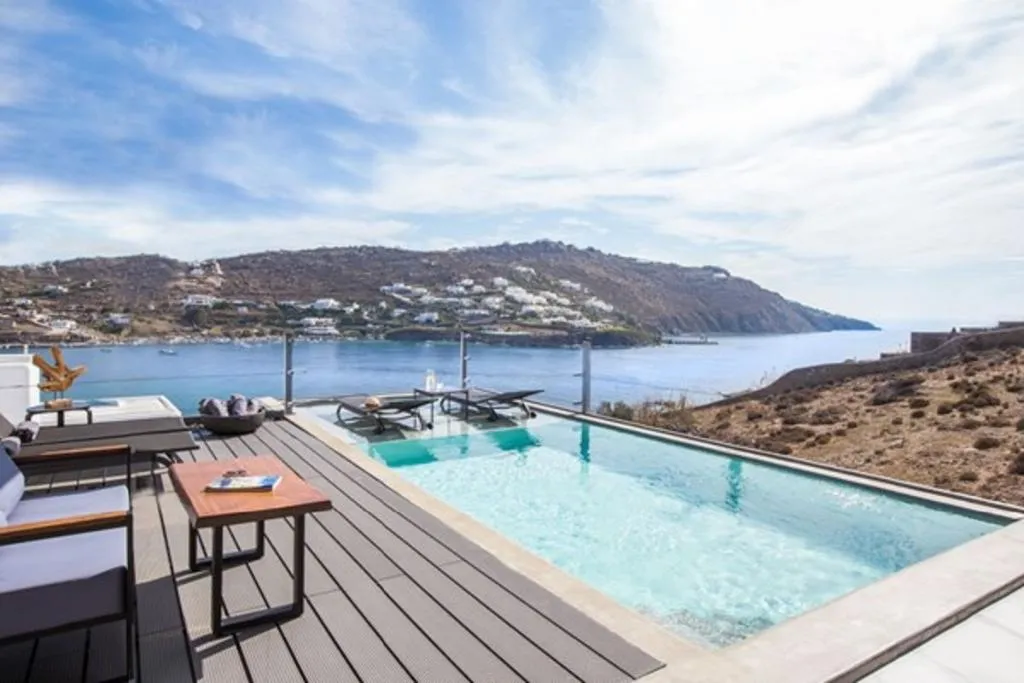 VILLA WITH PRIVATE POOL Room, Kivotos Mykonos, Mykonos