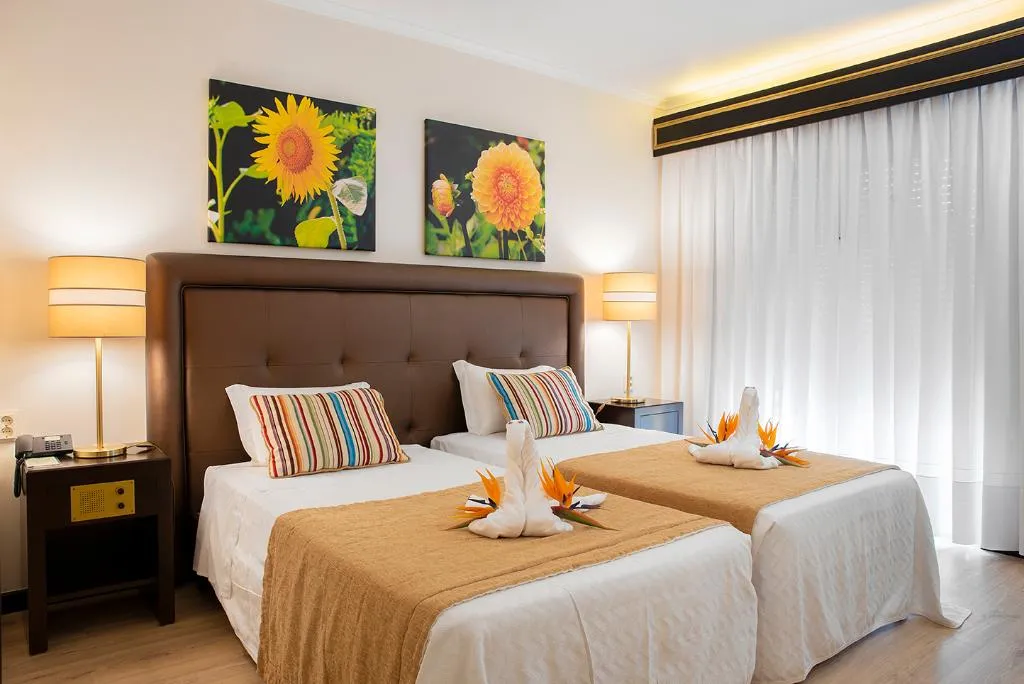 Double or Twin STANDARD Room, Jardim, Porto