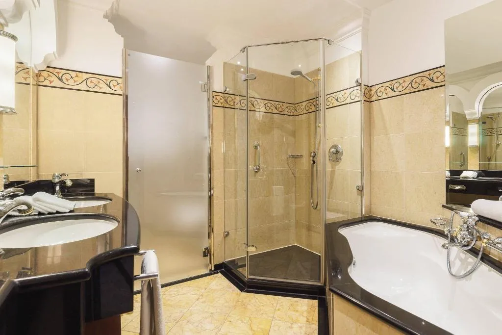 DOUBLE CLASSIC WITH VIEWS Room, Castillo Hotel Son Vida, Majorca