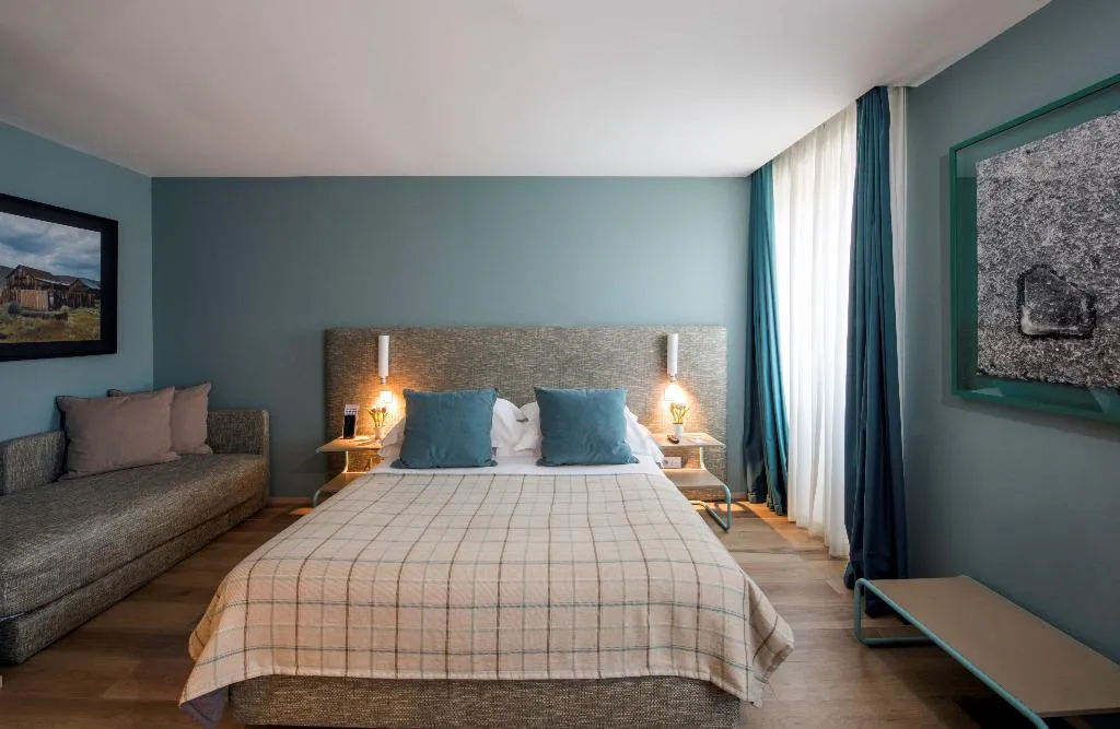 SINGLE PREMIUM Room, The Editory House Ribeira Hotel, Porto