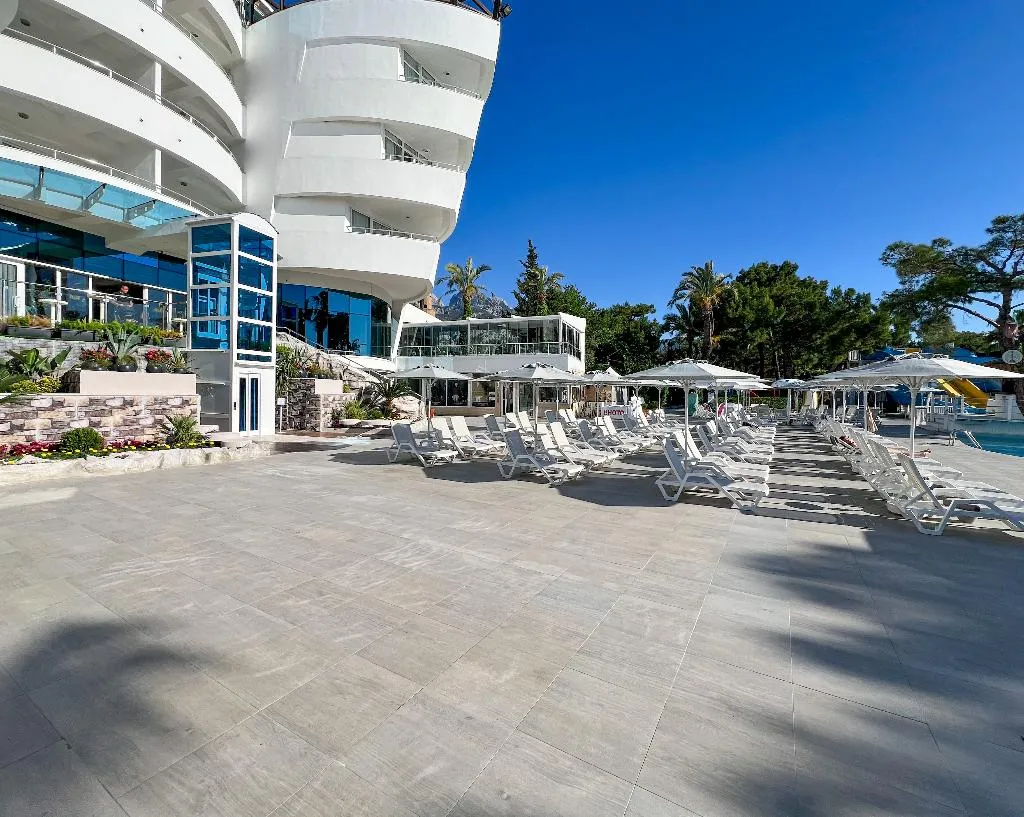 Terrace, Catamaran Resort Hotel, Antalya