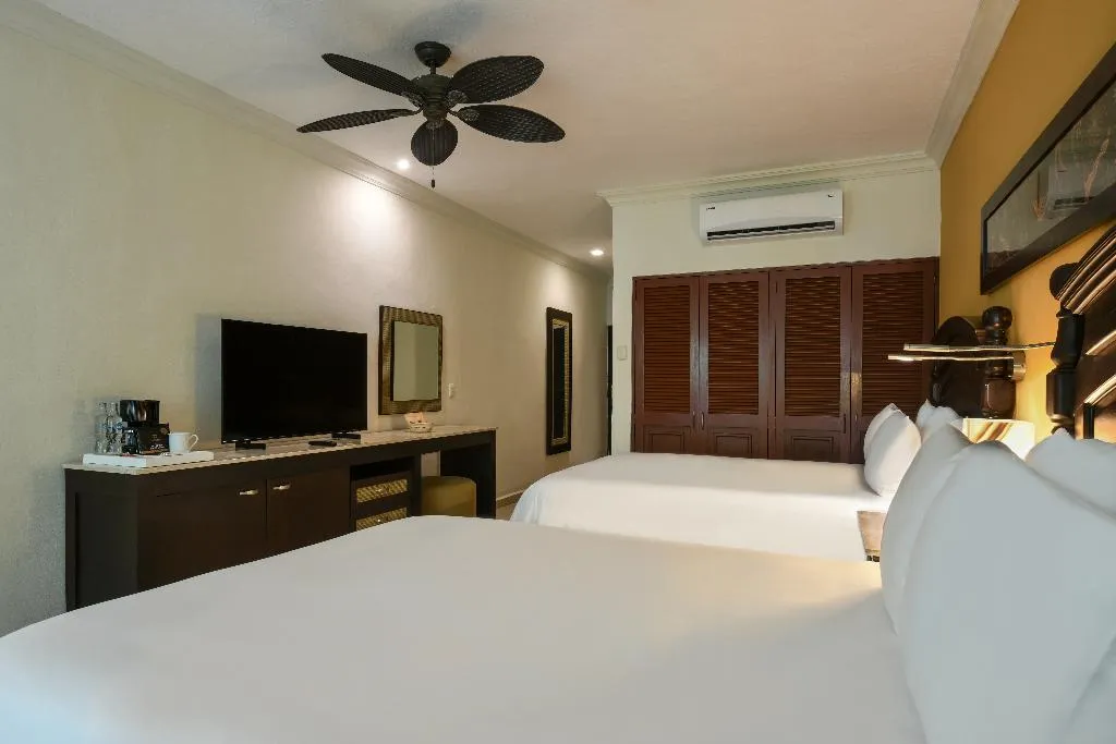 JUNIOR SUITE STANDARD Room, El Dorado Seaside Palms Spa Resort-All Inclusive, Cancun Area