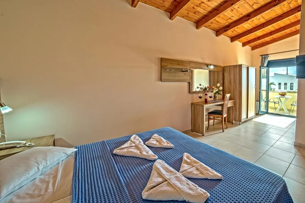 JUNIOR SUITE STANDARD Room, Blue Aegean Hotel & Suites, Crete