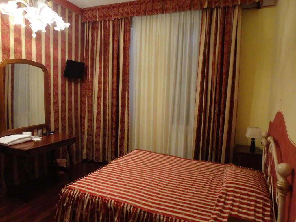 General view, Residenza Grisostomo, Venice