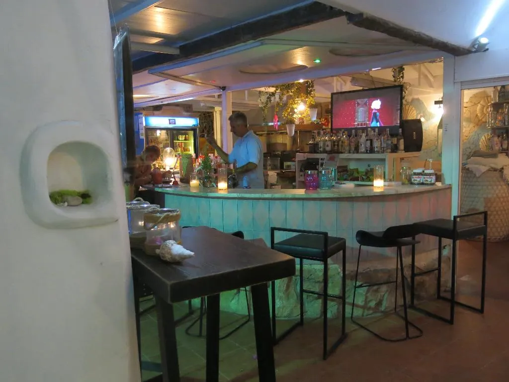 Bar, Gorgona Studios, Rhodes