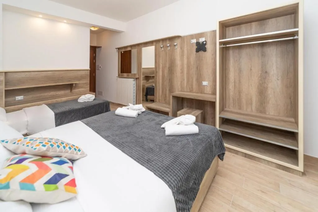 Double or Twin ANNEX Room, Hotel K2, Milan