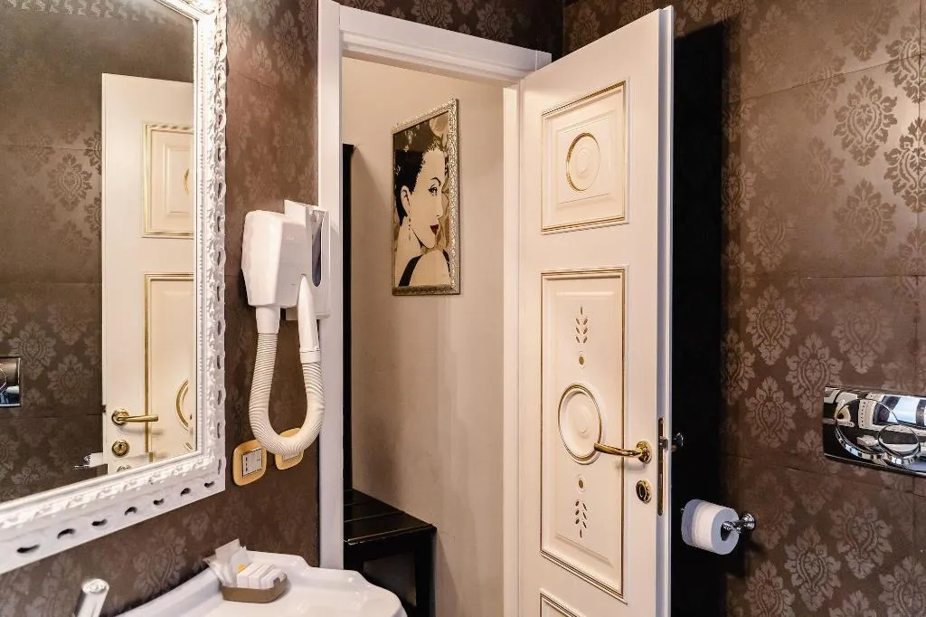 Room, Locanda Del Sole, Rome