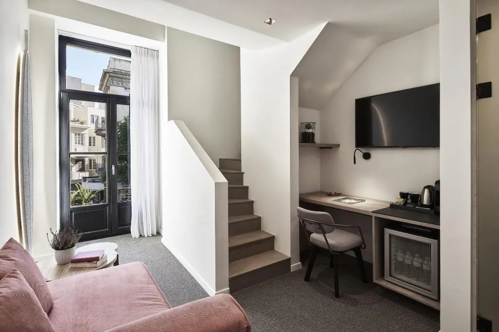 Room, NLH Monastiraki, Athens