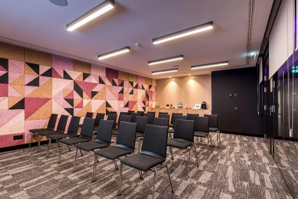 Conferences, Yotel Porto, Porto