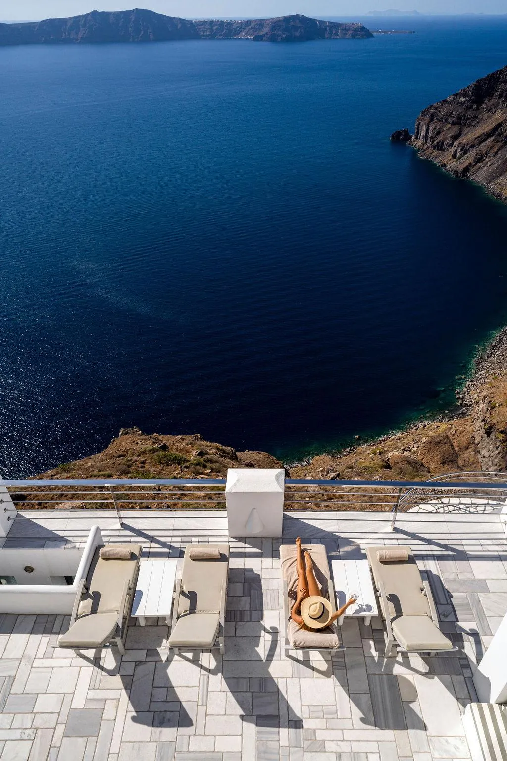 General view, Homeric Poems, Santorini