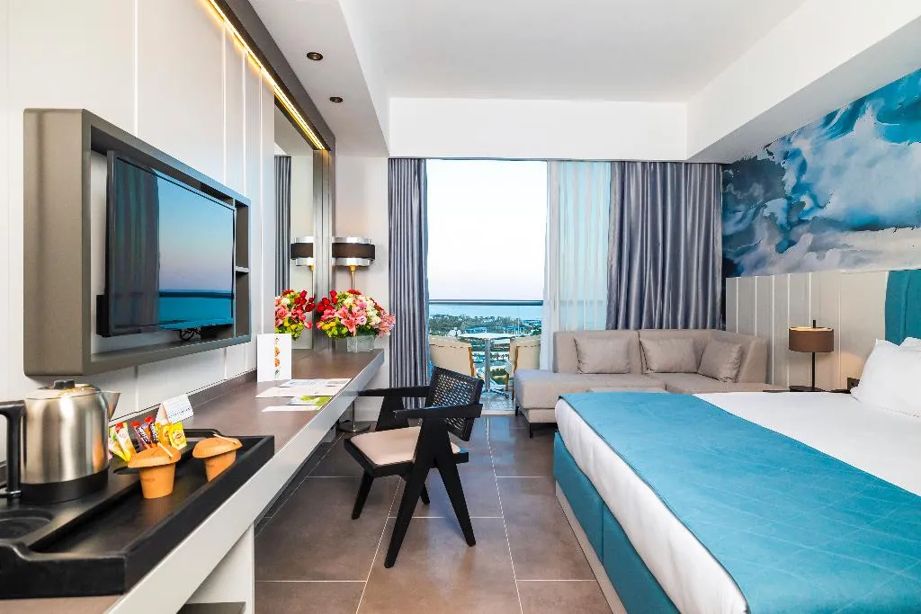 DOUBLE SINGLE USE SIDE SEA VIEW Room, Crystal Centro Pearl Collection, Antalya