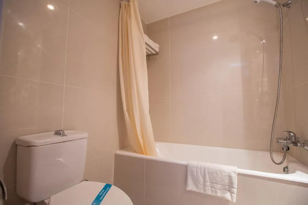 TWIN STANDARD Room, Tsokkos Gardens, Cyprus