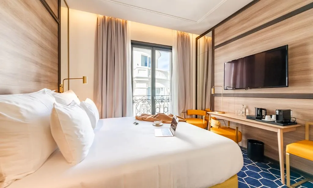 DOUBLE SUPERIOR Room, Pestana CR7 Gran Via, Madrid