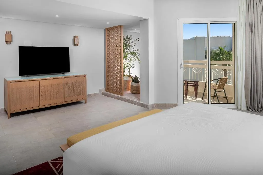 DOUBLE PREMIUM Room, DoubleTree by Hilton Sharm El Sheikh - Sharm Bay, Red Sea Riviera
