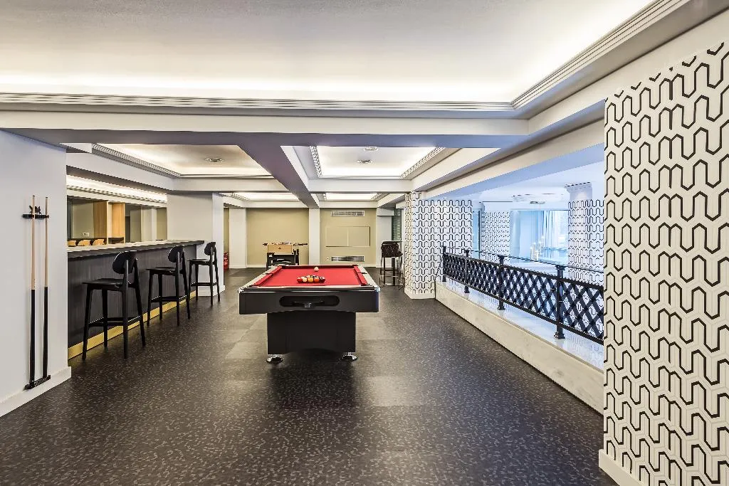 Sports and Entertainment, Airotel Stratos Vassilikos, Athens