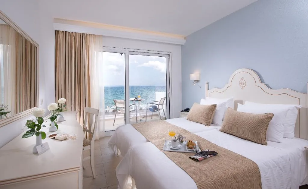 Double or Twin BEACH FRONT Room, Alexander Beach Hotel & Village Resort, Crete
