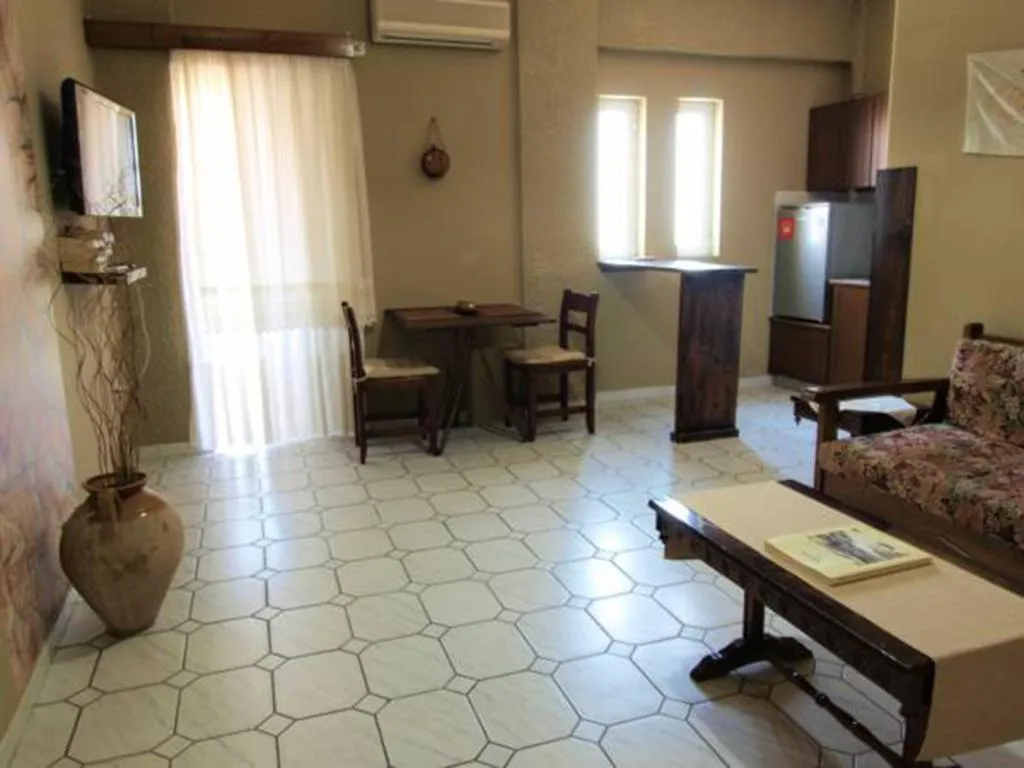 APARTMENT SUPERIOR ONE BEDROOM Room, Kleopatra Traditional Hotel, Kalamata