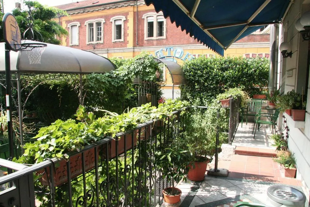 General view, Bagliori, Milan