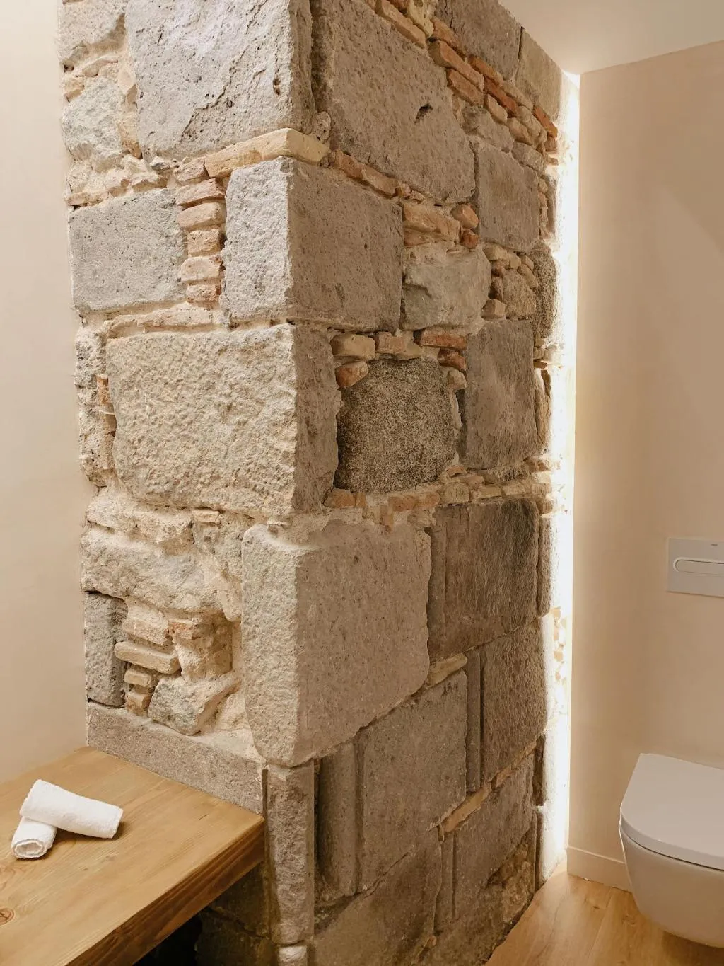Room, Palau Macelli, Costa Brava