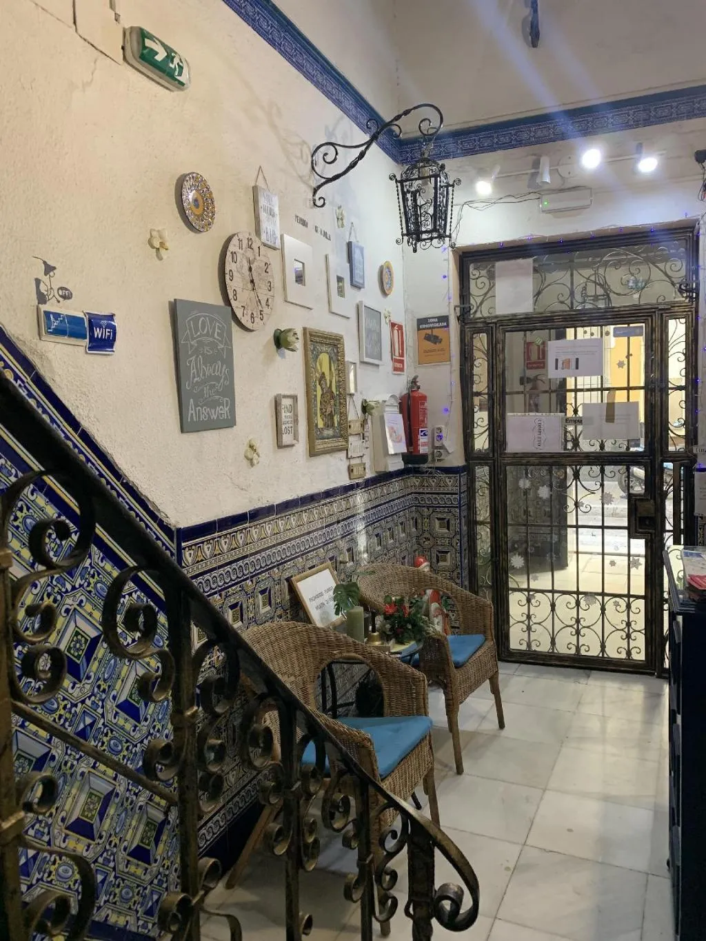 Lobby, Pension Giraldilla, Seville