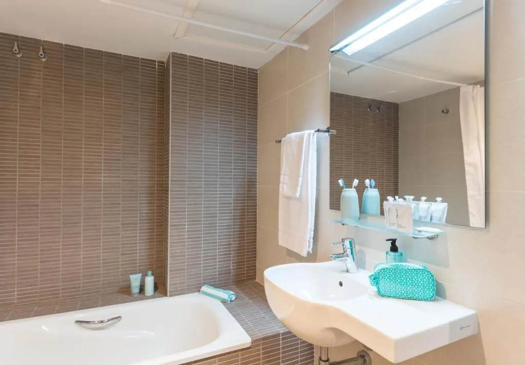 DOUBLE SINGLE USE STANDARD Room, Hotel Salou Beach Rentalmar, Costa Dorada