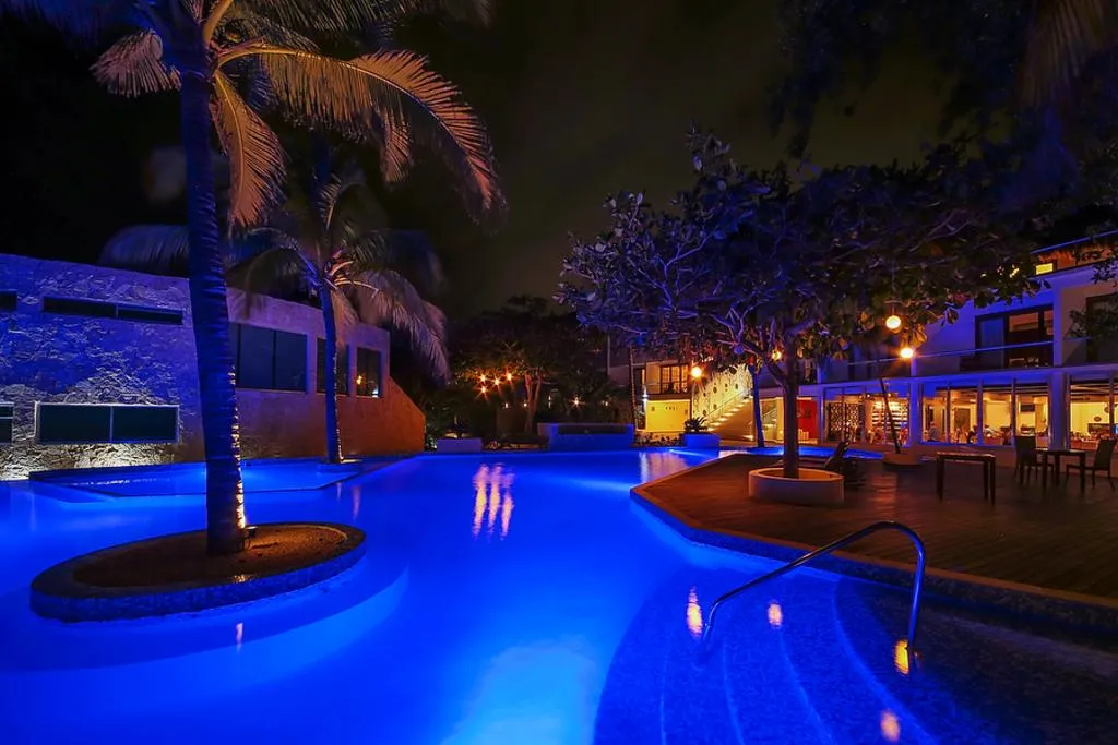 Pool, Le Reve by MIJ Beachfront Hotel, Playa Del Carmen