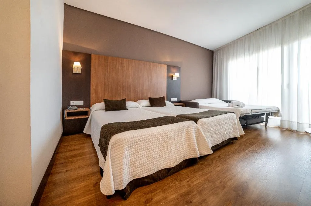 Double or Twin STANDARD Room, Albir Playa Hotel & Spa, Costa Blanca